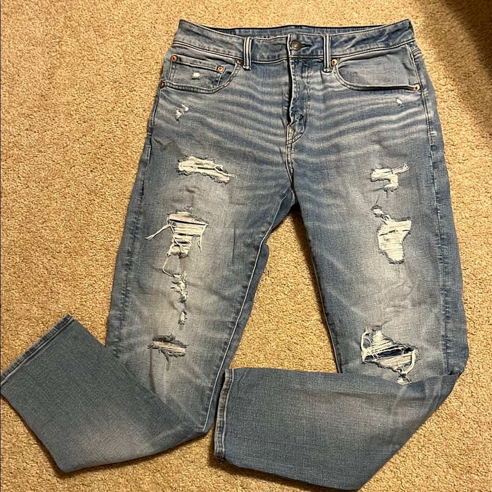 American Eagle Distressed Blue Jeans